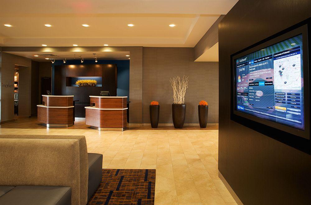 Courtyard Louisville Airport Εξωτερικό φωτογραφία