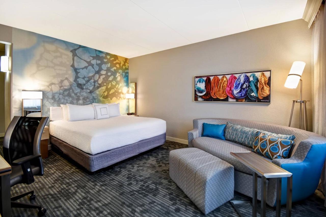 Courtyard Louisville Airport Εξωτερικό φωτογραφία