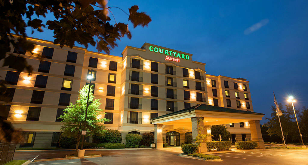 Courtyard Louisville Airport Εξωτερικό φωτογραφία